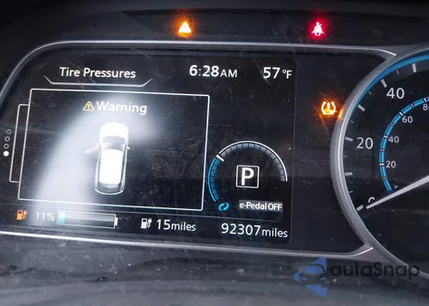 2018 Nissan Leaf Sv z USA, uszkodzony, nr VIN 1N4AZ1CP0JC308655